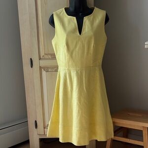 Vineyard Vines yellow dress size 2